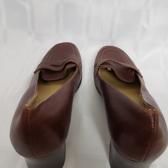 Solos Women's Wedge Dress Shoe - Picture 9 of 10